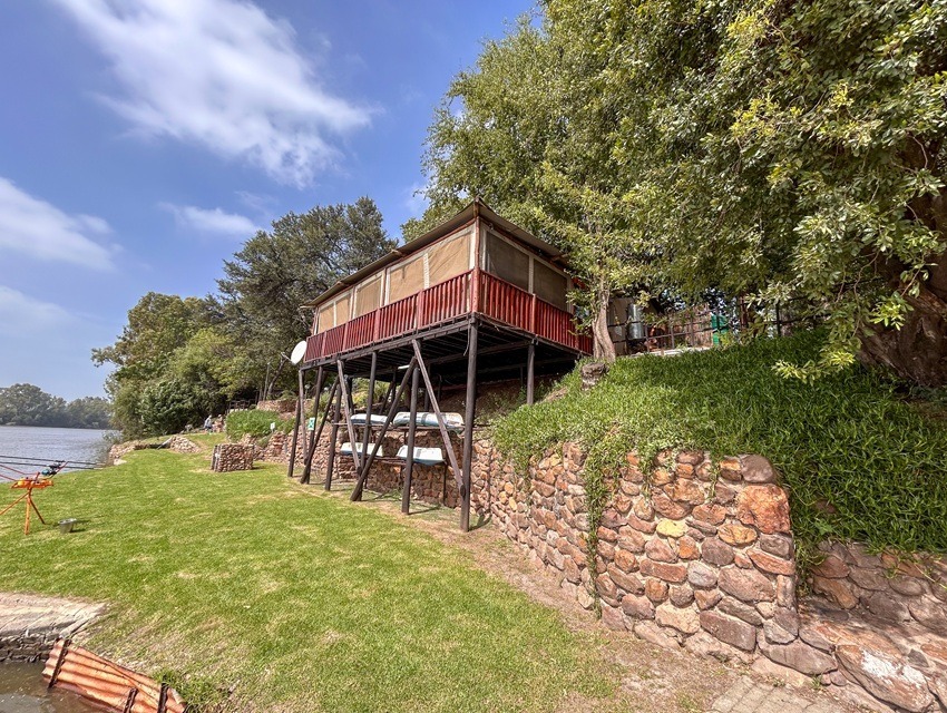 Commercial Property for Sale in Lindequesdrif North West